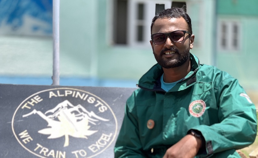 https://www.theearthview.in/interview-mountain-nature-decides-when-you-can-climb-or-summit-her-meet-mr-naveen-mallesh/